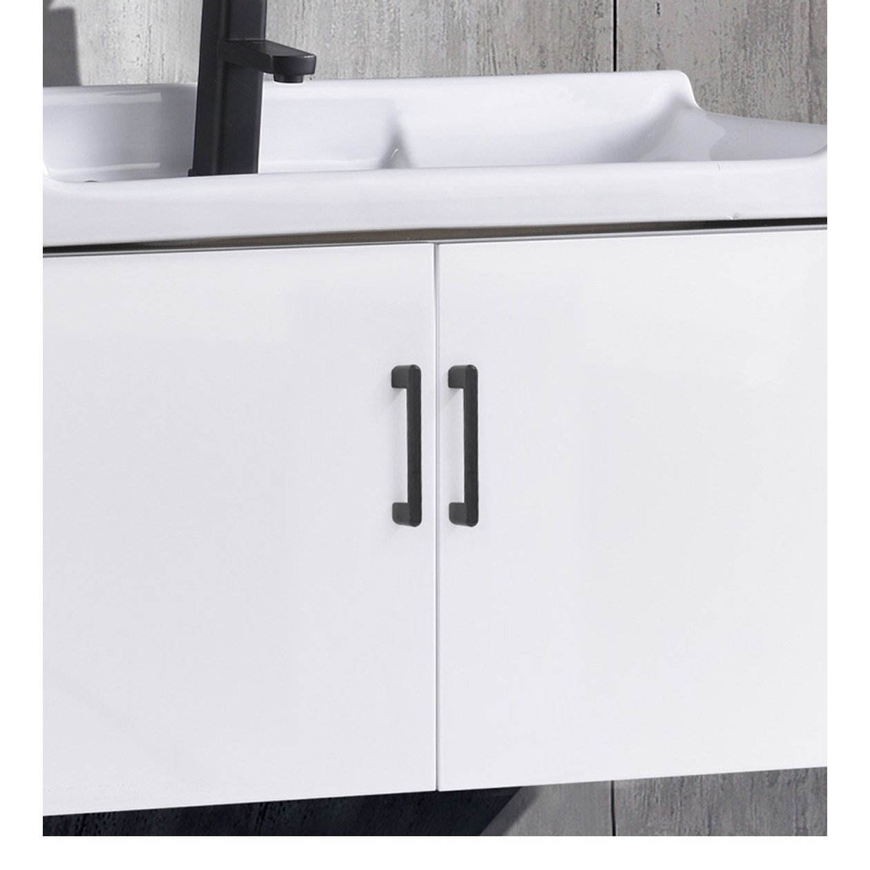 Λαβές επίπλων σε μαύρο